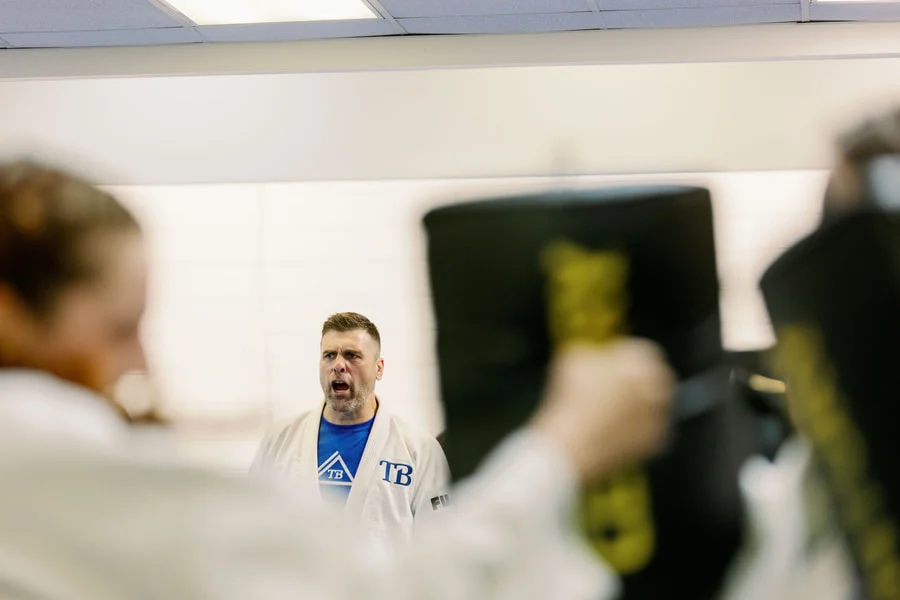THE BEST GRACIE JIU JITSU SCHOOL IN WARREN!